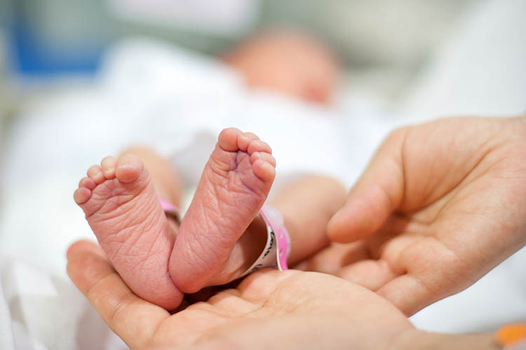 postpartum nurse