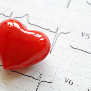 Know the symptoms of heart attacks and strokes in women
