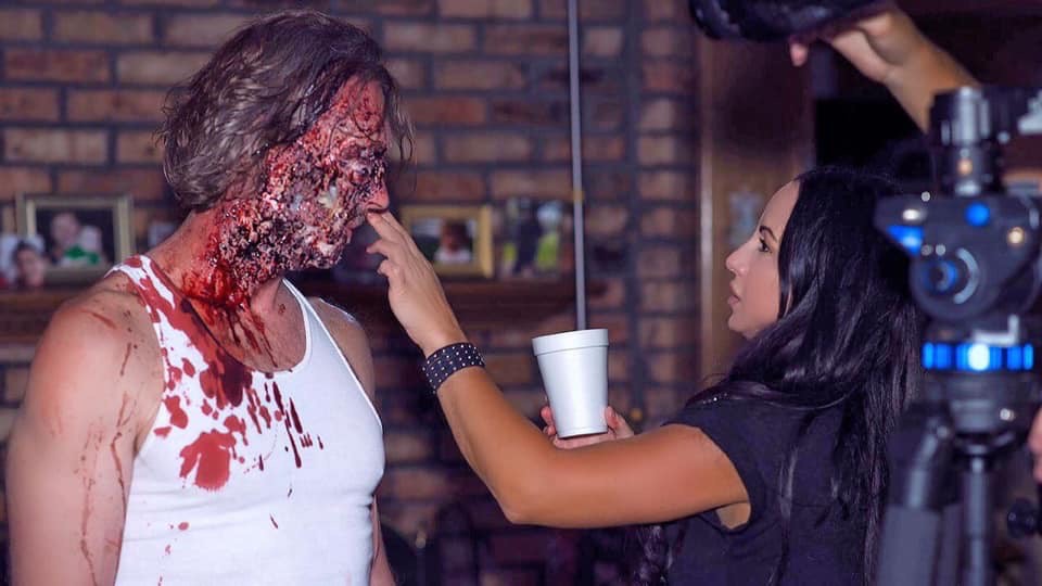 Scream queen Sheri Davis on set