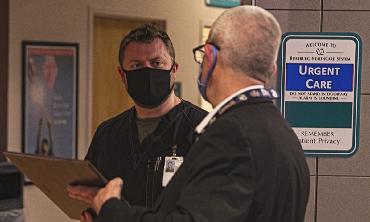 Roseberg VA recognizes nurse Dan Busey for frontlines work during pandemic.