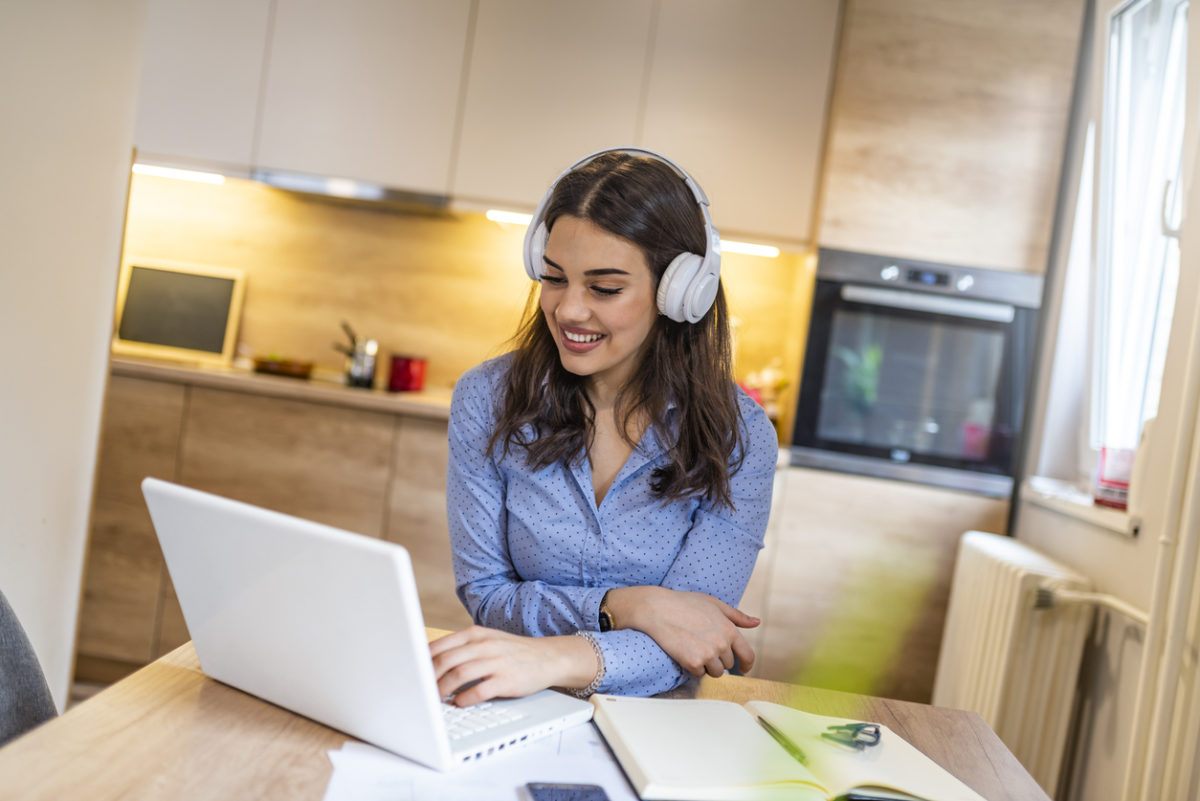 Online nursing school can be a convenient and effective path to a nursing career.