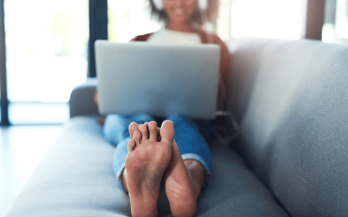 essential-tips-for-nurses-to-keep-their-feet-happy-on-the-job