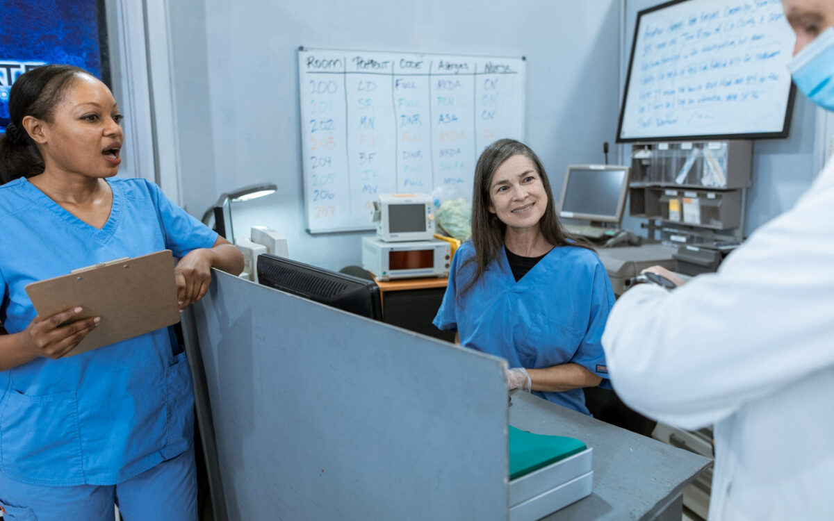 nurses-supporting-nurses-3-ways-to-address-the-healthcare-shortage