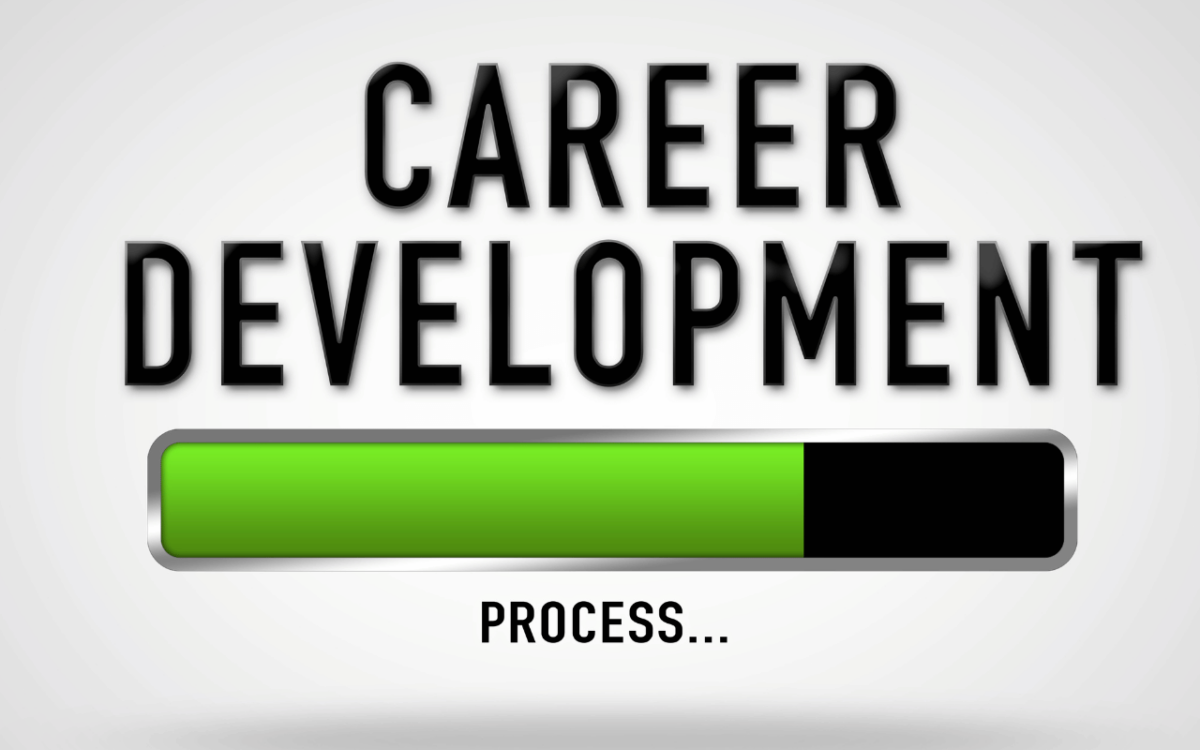 thinking-innovatively-about-your-nursing-career-development